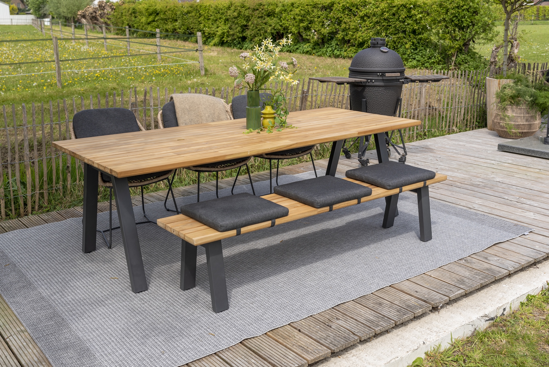 4 Seasons Outdoor Tuintafel Ambassador 