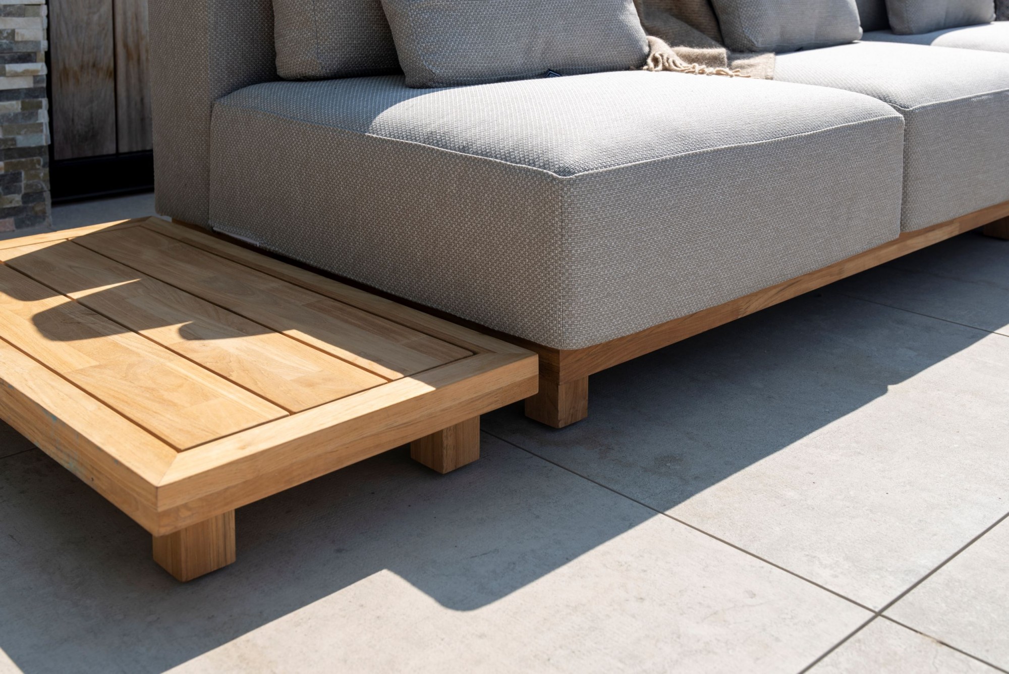 Paradiso_modular_lounge_outdoor_detail__01.jpg